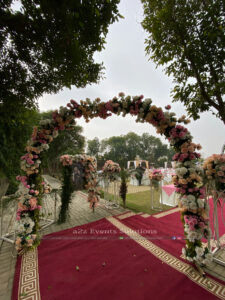 entrance decor, thematic wedding