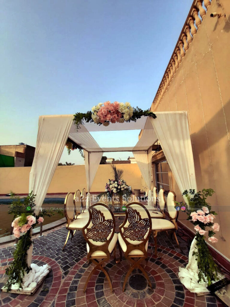 outdoor head table setup, arabian gazebo