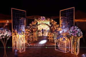 entrance decor, thematic planner