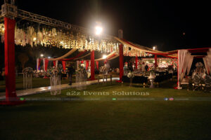 thematic hanging, outdoor event