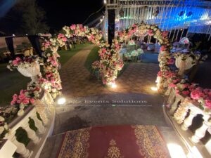 floral arches, imported flowers decor experts, outdoor designers
