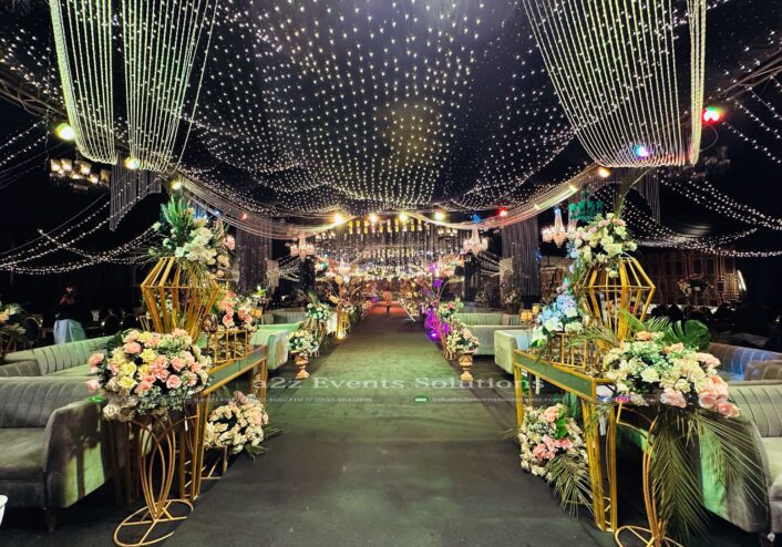 outdoor wedding, floral decor, wedding management company, destination wedding