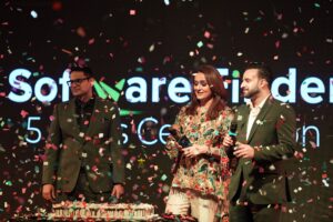 cake cutting ceremony, anniversary celebration, cake providers, corporate event
