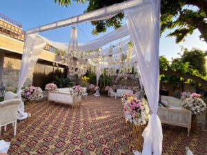 outdoor-baat-pakki-setup western theme, white wedding, intimate ceremony, baat pakki