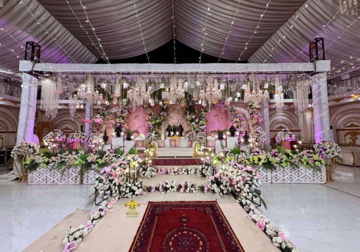 indoor setup, floral work, event decor, western styling