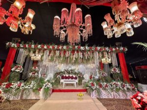 grand stage, wedding designers and planners
