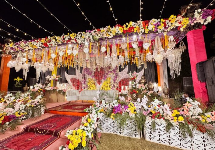 wedding stage, mehndi stage, grand stage, outdoor stage
