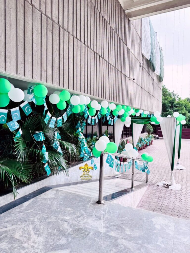 balloons-decor-14th-august pakistan day, indepedence day, 14th august, white & green theme