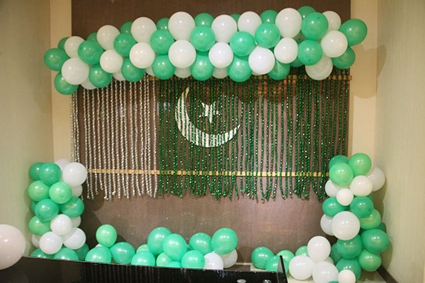14 august decor, decorations