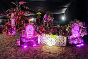 photo corner, entrance decor, themed lighting, customized props
