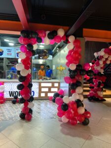 food chain, grand decor