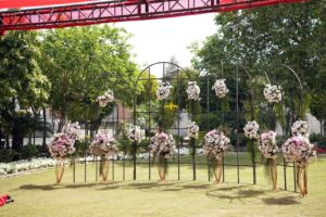 floral-decor area decorations, selfie corner